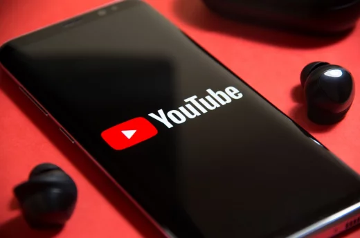 Youtube app on the smartphone